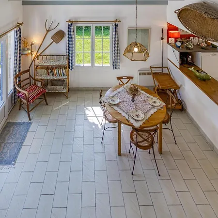 In Hébergement de vacances *