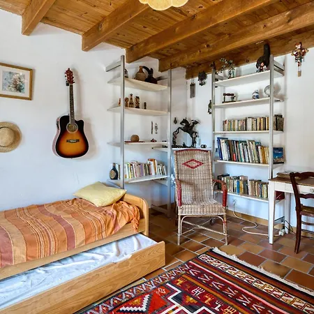 3 Bedroom Amazing In Saint-denis-doleron