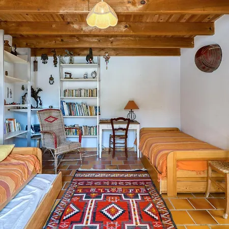 3 Bedroom Amazing In Saint-denis-doleron * Saint-Denis-d'Oleron